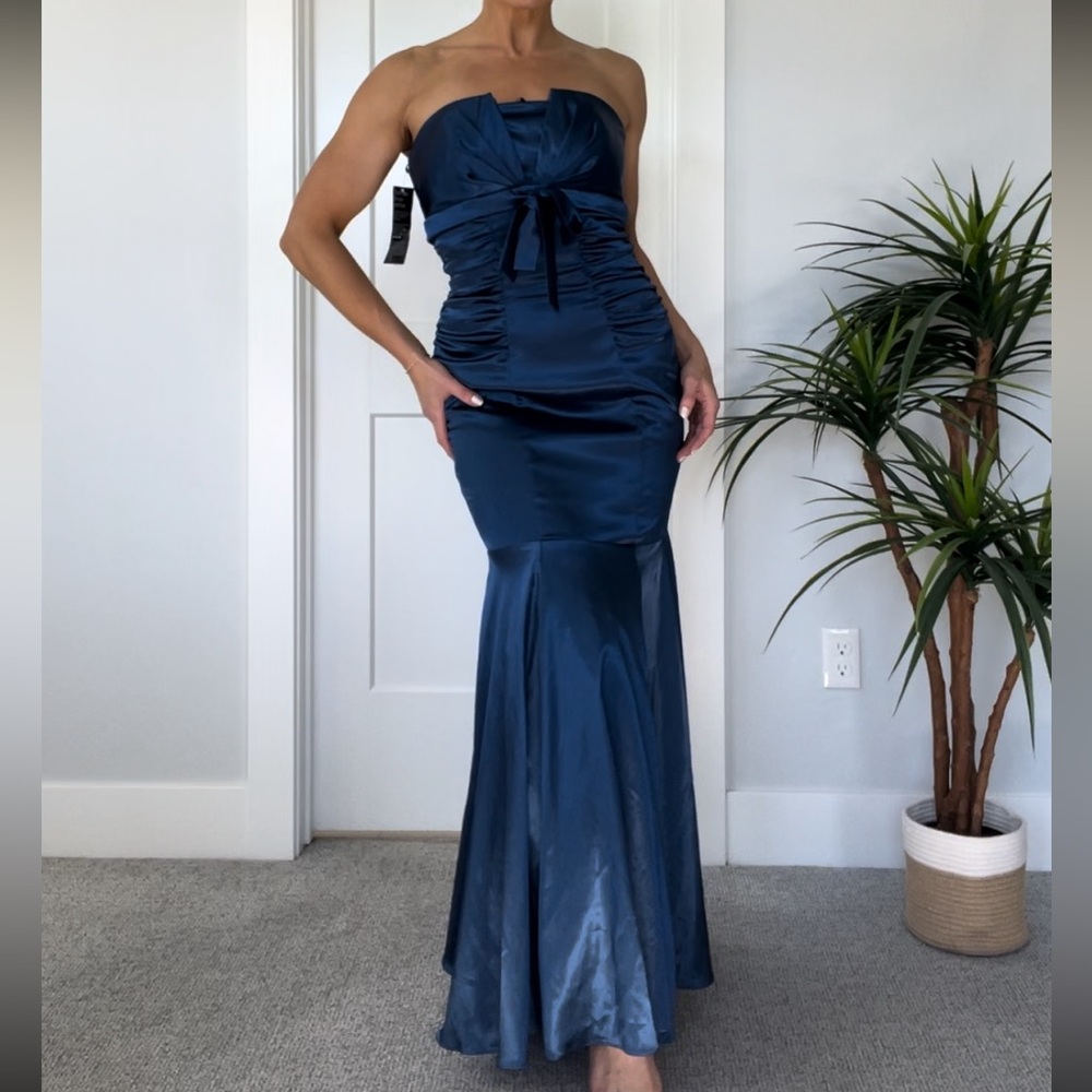 NWT Blue Strapless Formal Dress Size 8